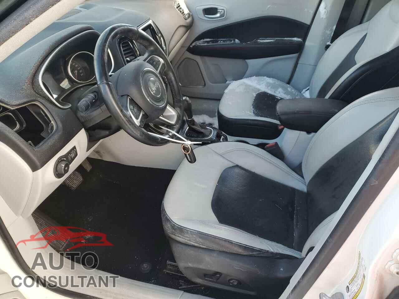 JEEP COMPASS 2018 - 3C4NJDCB1JT463695