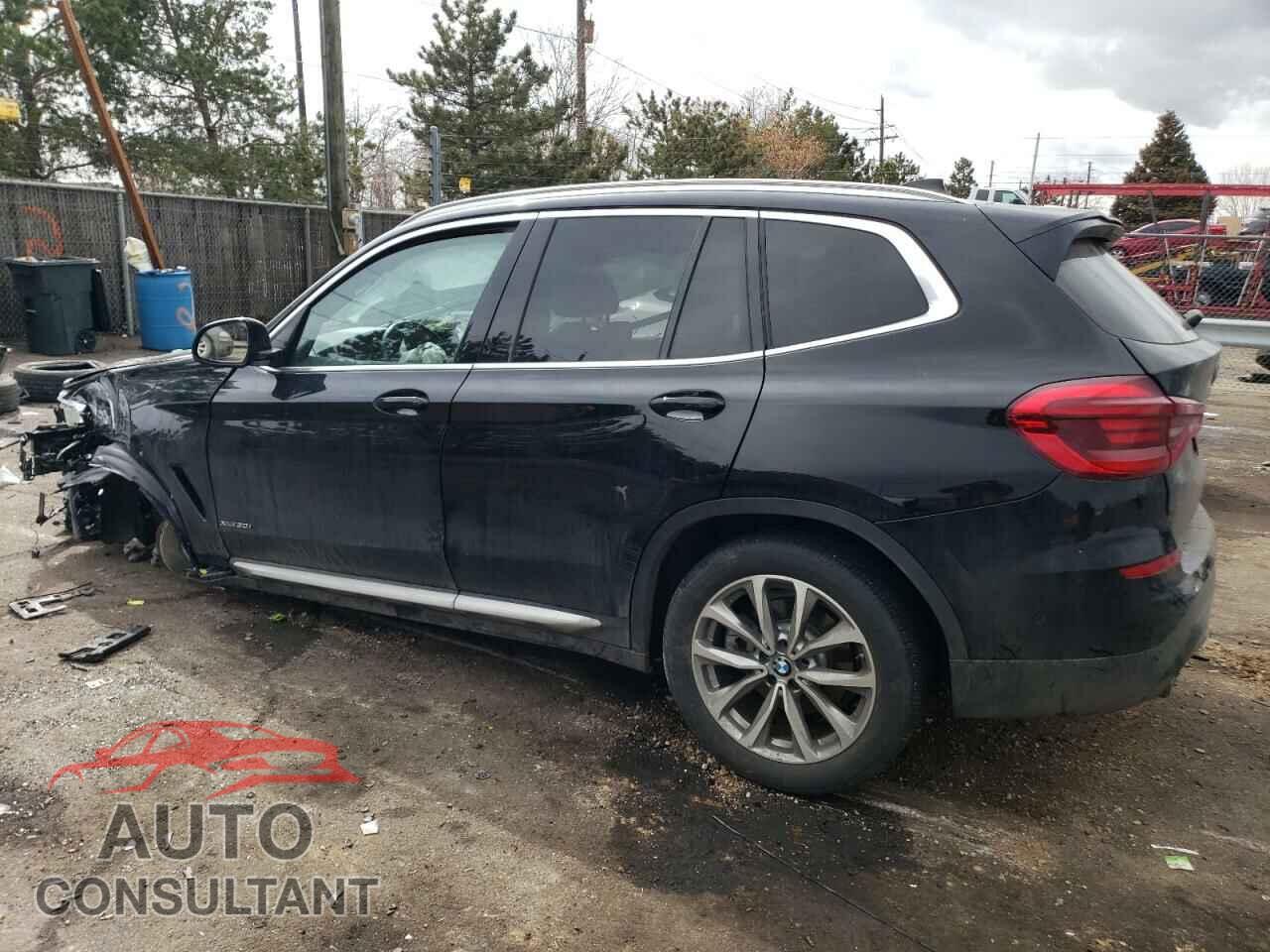BMW X3 2018 - 5UXTR9C50JLD61440