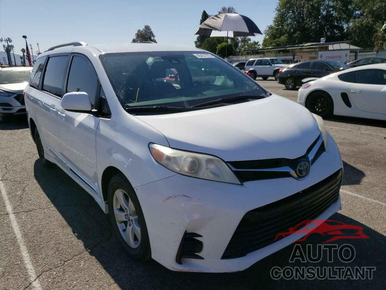 TOYOTA SIENNA 2018 - 5TDKZ3DC6JS907838