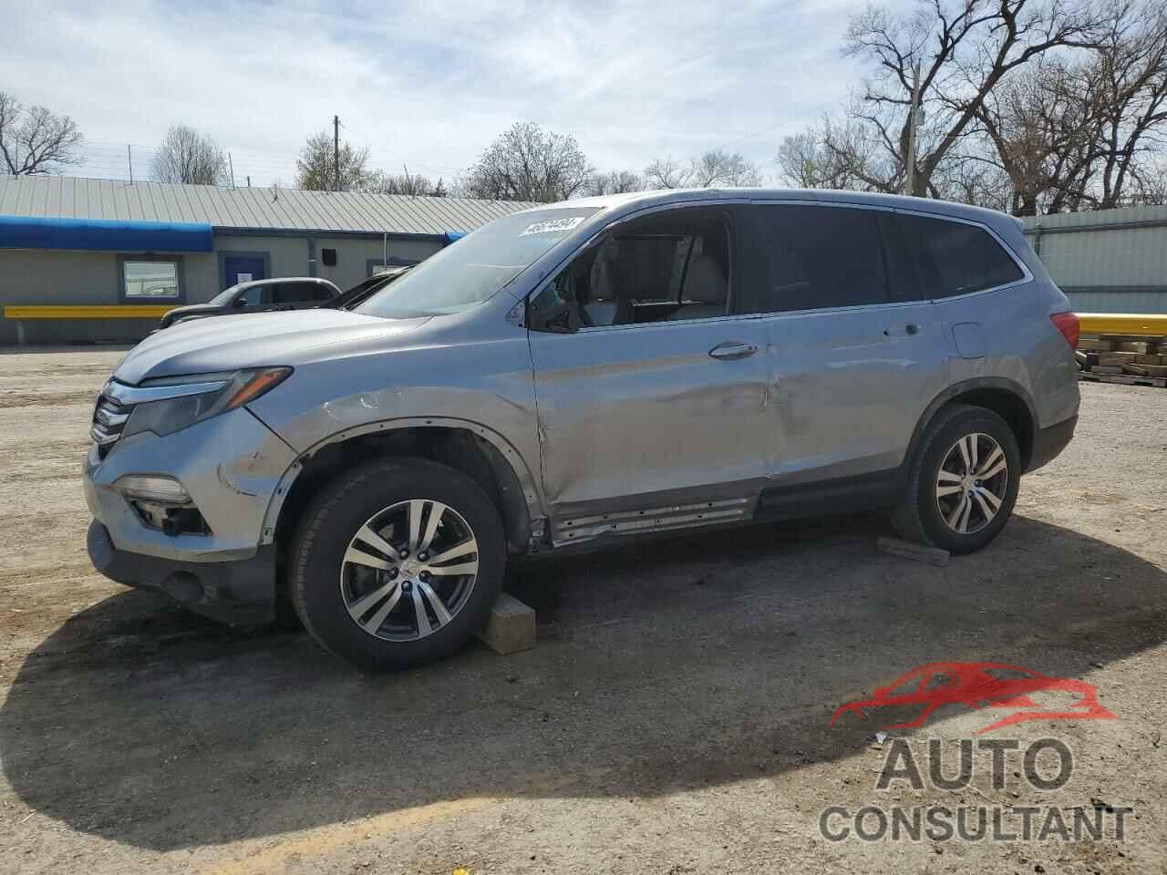 HONDA PILOT 2017 - 5FNYF5H52HB011755