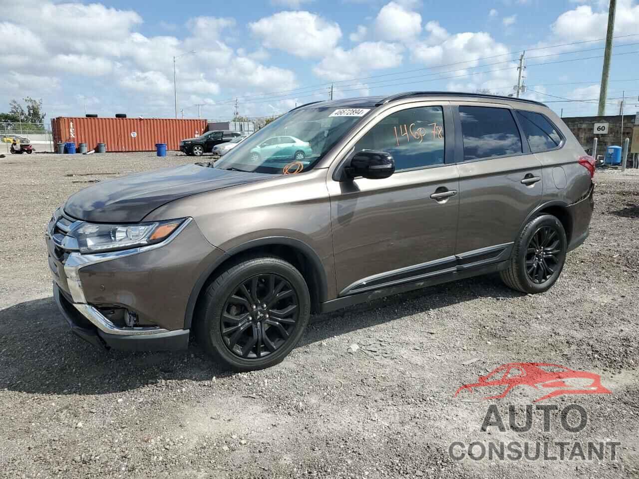 MITSUBISHI OUTLANDER 2018 - JA4AD3A30JZ044638