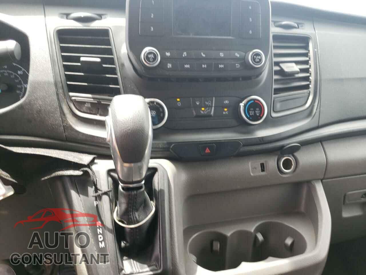 FORD TRANSIT CO 2020 - 1FTBR2C8XLKA04285