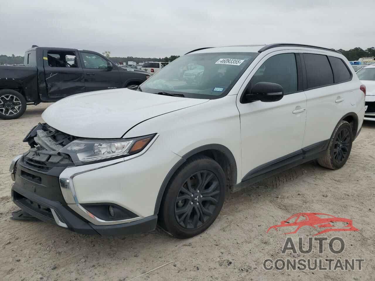 MITSUBISHI OUTLANDER 2019 - JA4AD3A32KZ030595