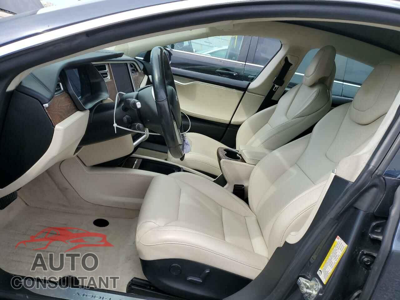 TESLA MODEL S 2017 - 5YJSA1E24HF229199