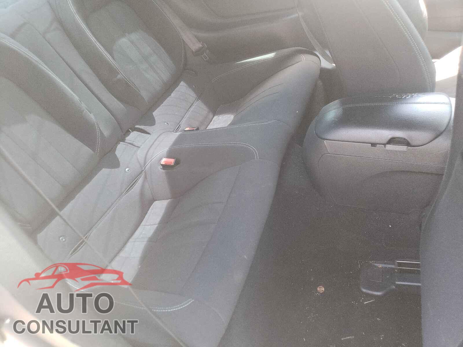 FORD MUSTANG 2019 - 1FA6P8TH9K5199888
