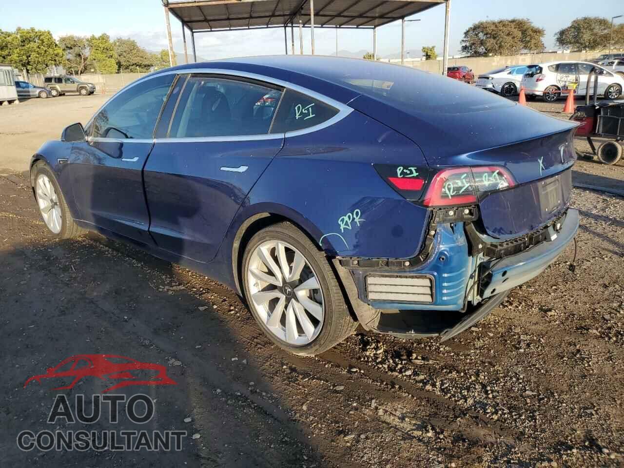 TESLA MODEL 3 2018 - 5YJ3E1EA1JF164379