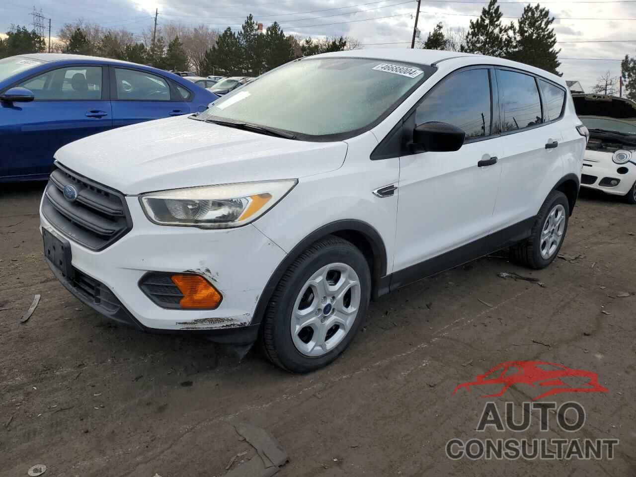 FORD ESCAPE 2017 - 1FMCU0F78HUD58307