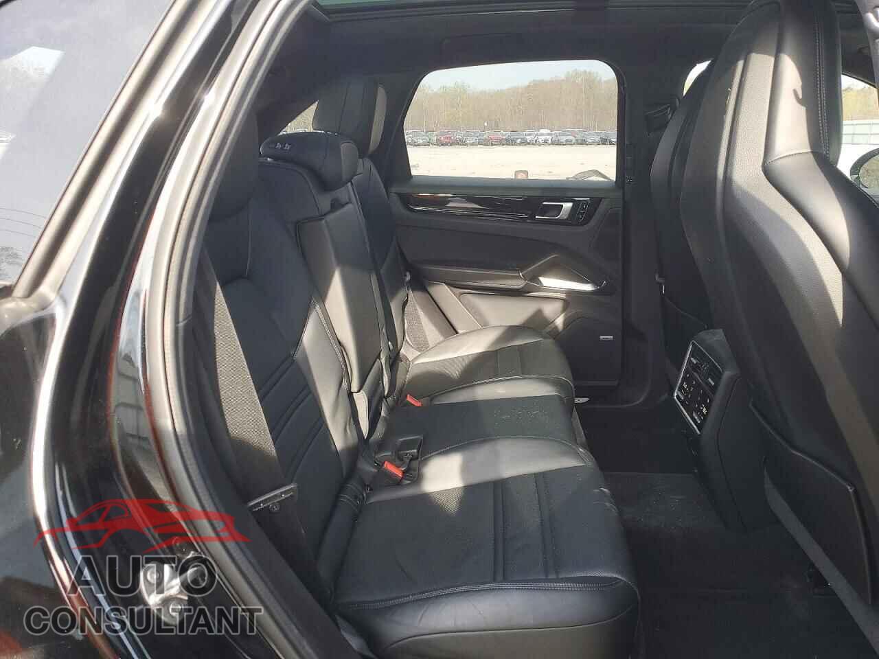 PORSCHE CAYENNE 2021 - WP1AF2AY5MDA36220