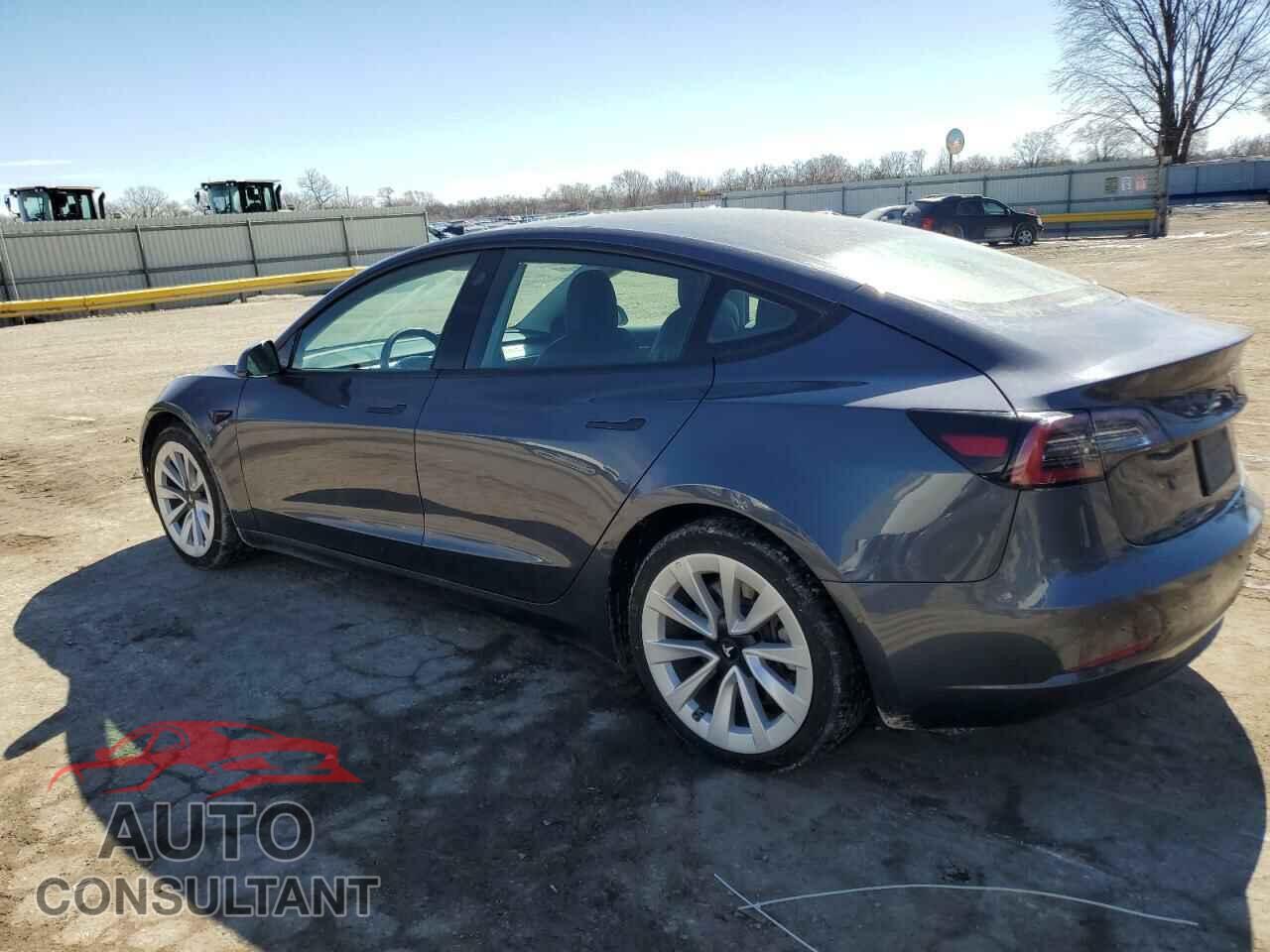 TESLA MODEL 3 2022 - 5YJ3E1EB4NF305007