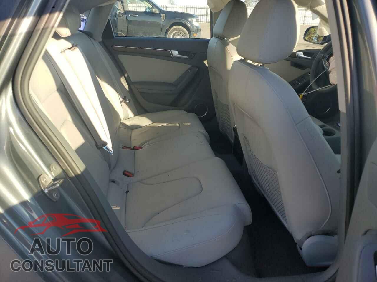 AUDI A4 2013 - WAUFFAFL5DN037289
