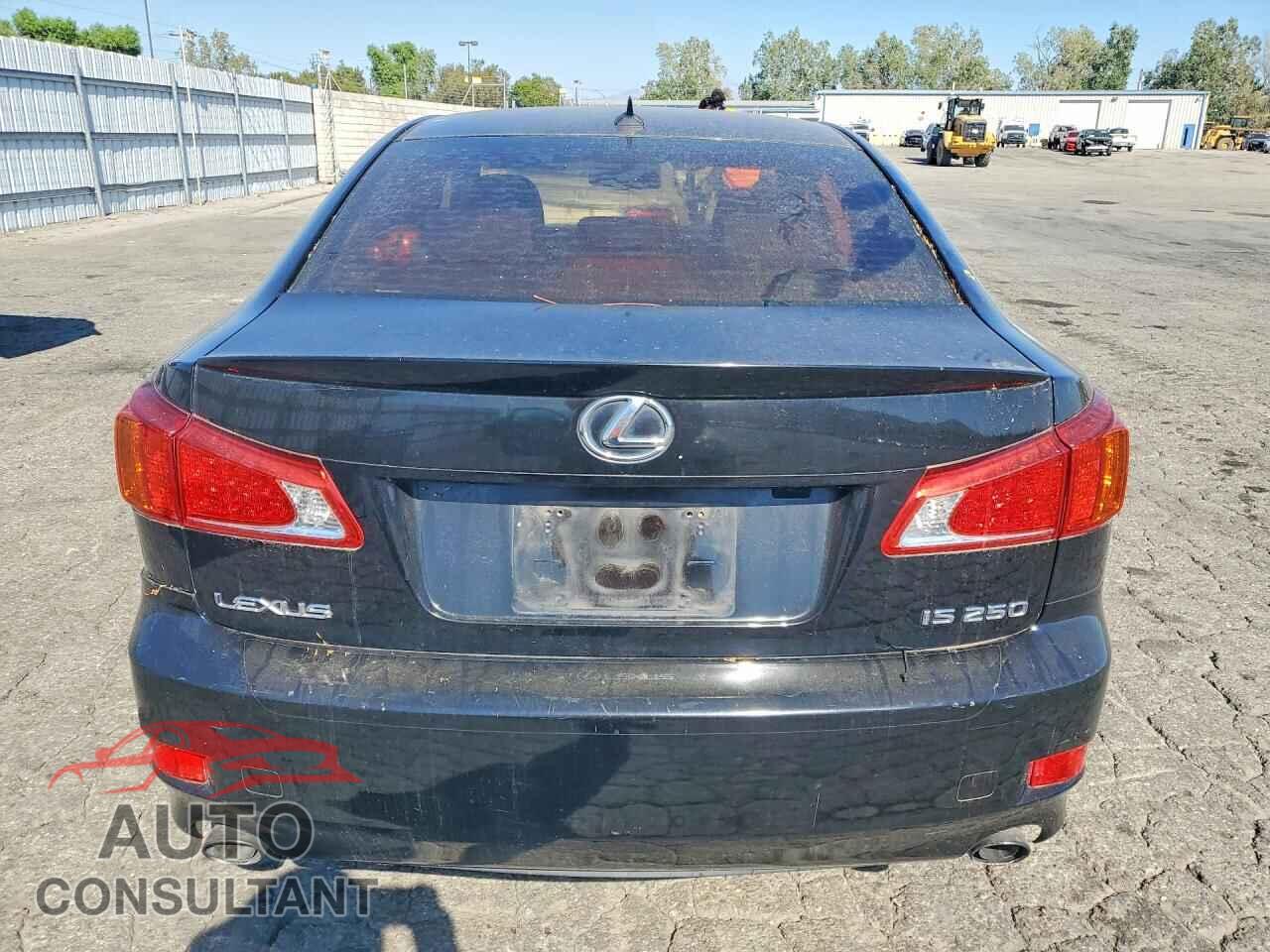 LEXUS IS 2009 - JTHBK262395103211