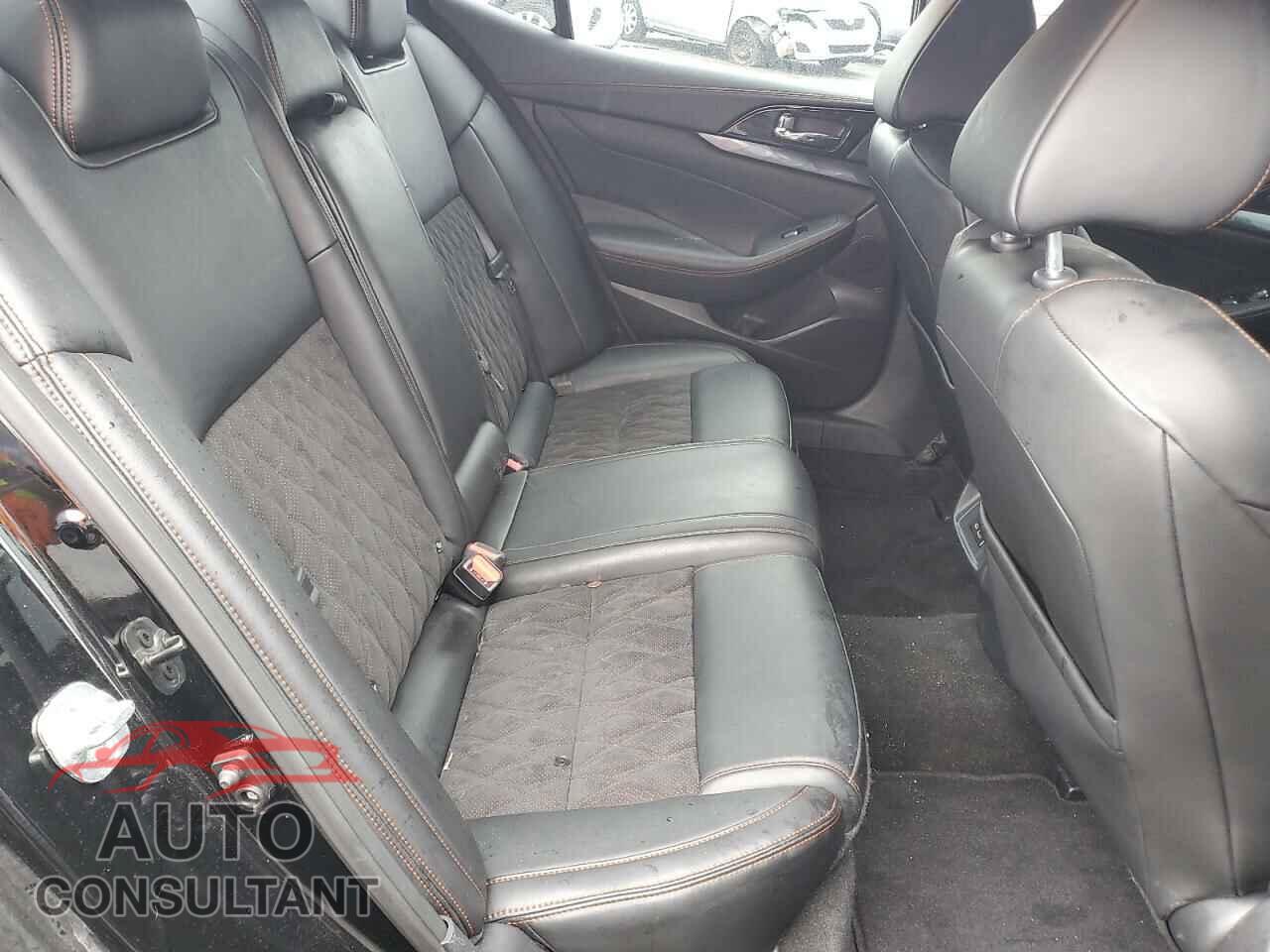 NISSAN MAXIMA 2023 - 1N4AA6EV8PC501449