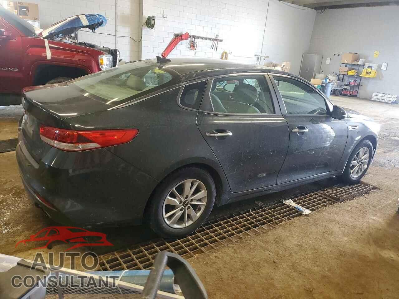 KIA OPTIMA 2016 - KNAGT4L37G5072228