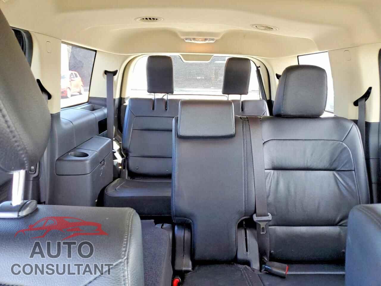 FORD FLEX 2018 - 2FMGK5C83JBA00593