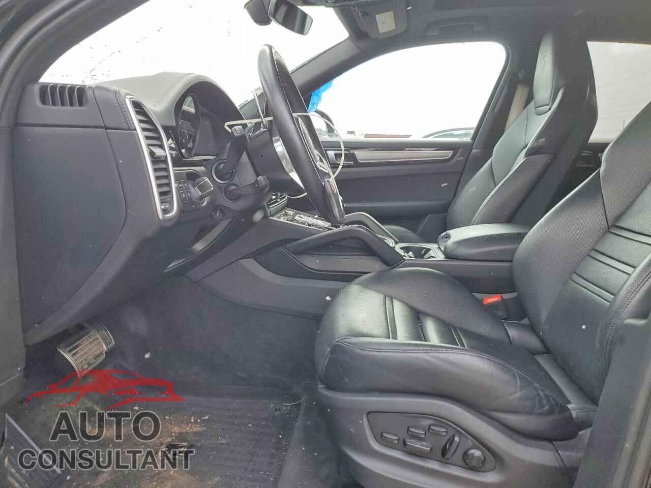 PORSCHE CAYENNE 2023 - WP1AB2AYXPDA14715