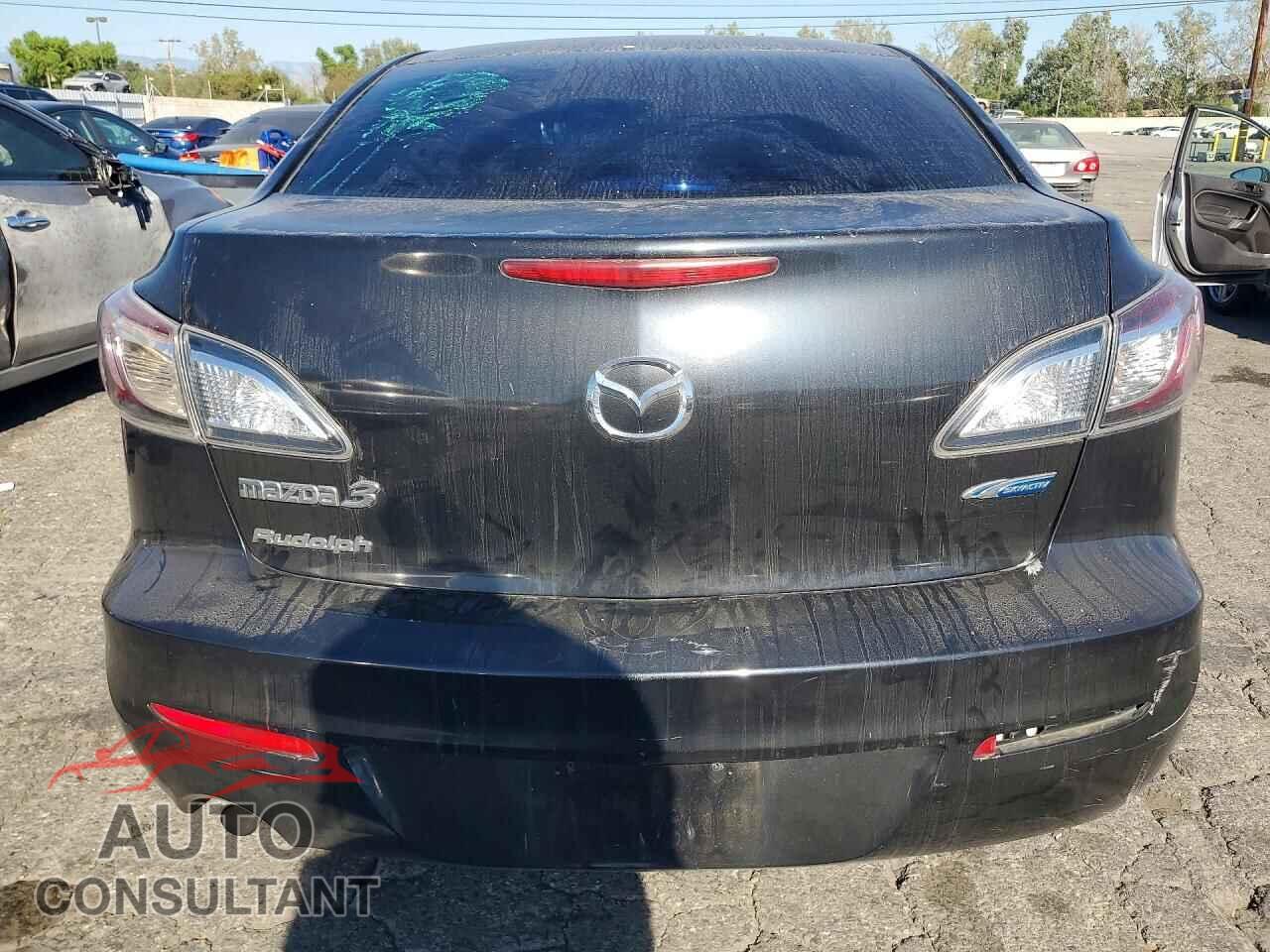 MAZDA 3 2013 - JM1BL1U76D1746403