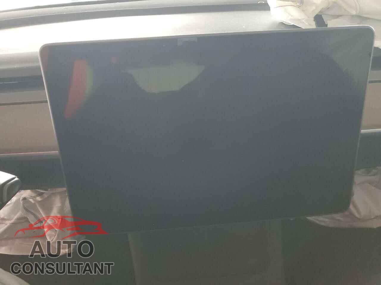 TESLA MODEL 3 2023 - 5YJ3E1EA9PF452546