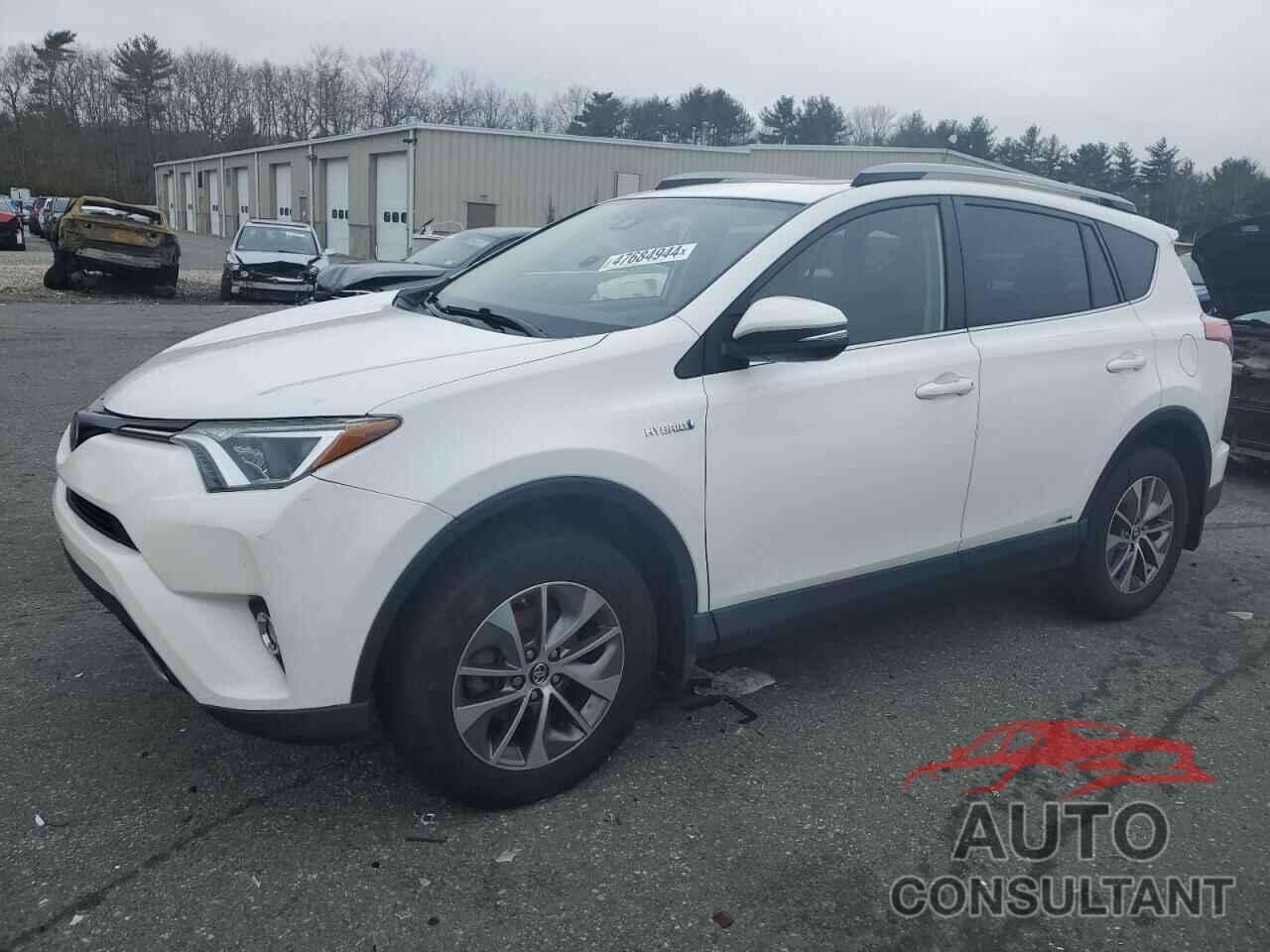 TOYOTA RAV4 2017 - JTMRJREV8HD077703