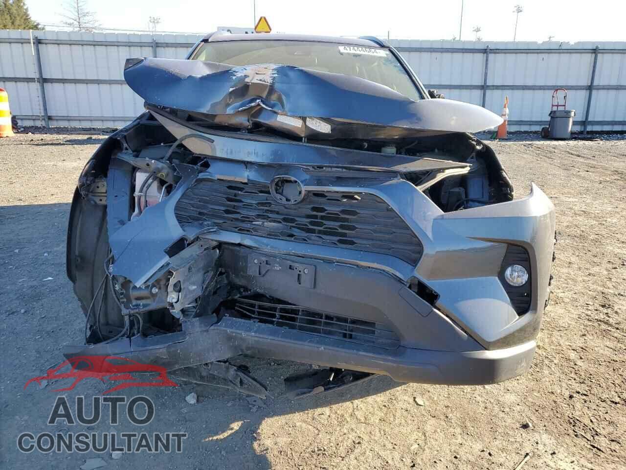 TOYOTA RAV4 2019 - JTMP1RFV7KD508805