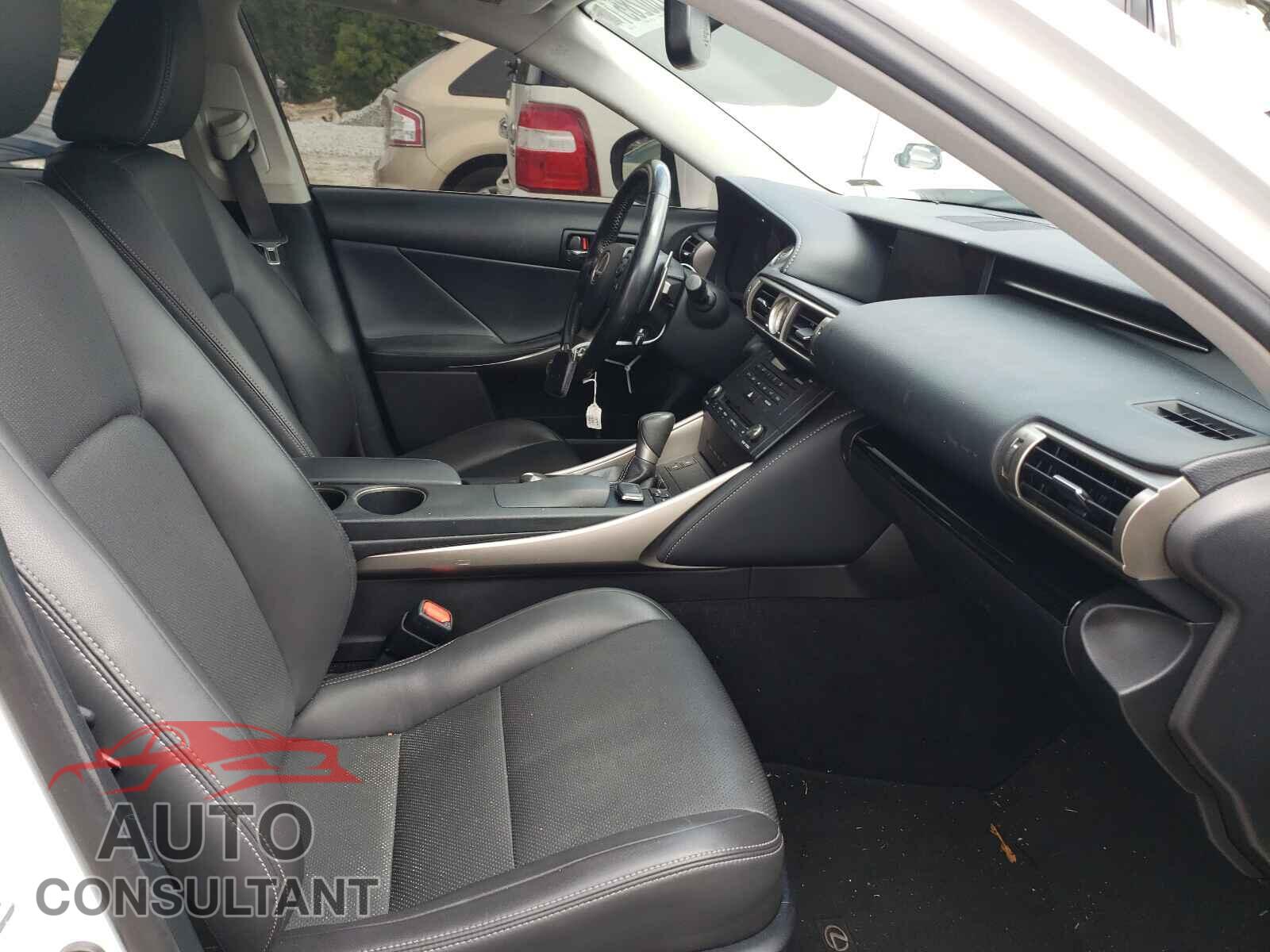 LEXUS IS 2016 - JTHCM1D2XG5012865