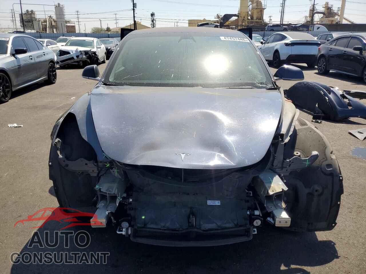 TESLA MODEL 3 2018 - 5YJ3E1EA4JF038663