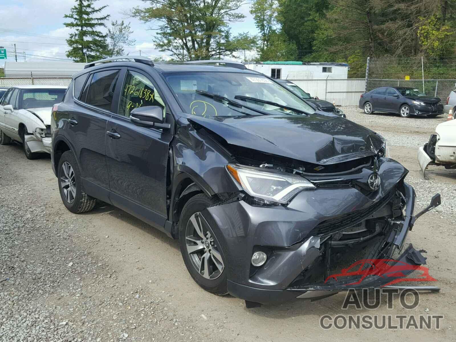 TOYOTA RAV4 XLE 2017 - JTMRFREV9HJ704279