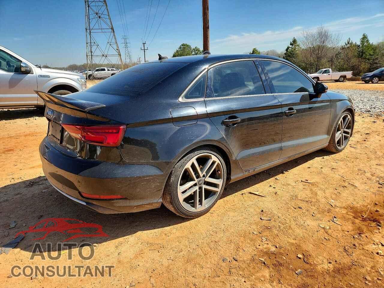 AUDI A3 2017 - WAUAUGFF5H1026531