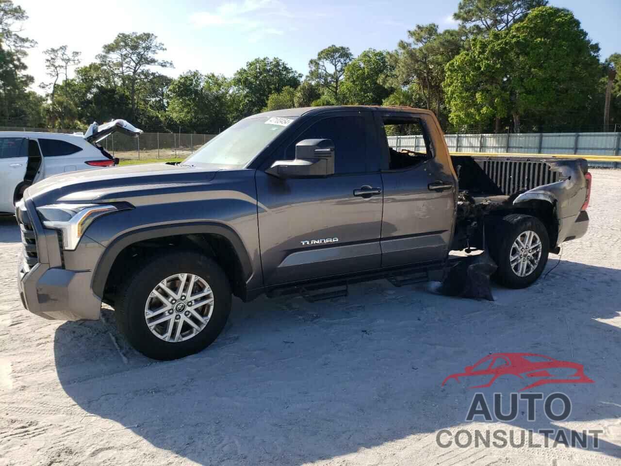 TOYOTA TUNDRA 2022 - 5TFLA5AA8NX017724