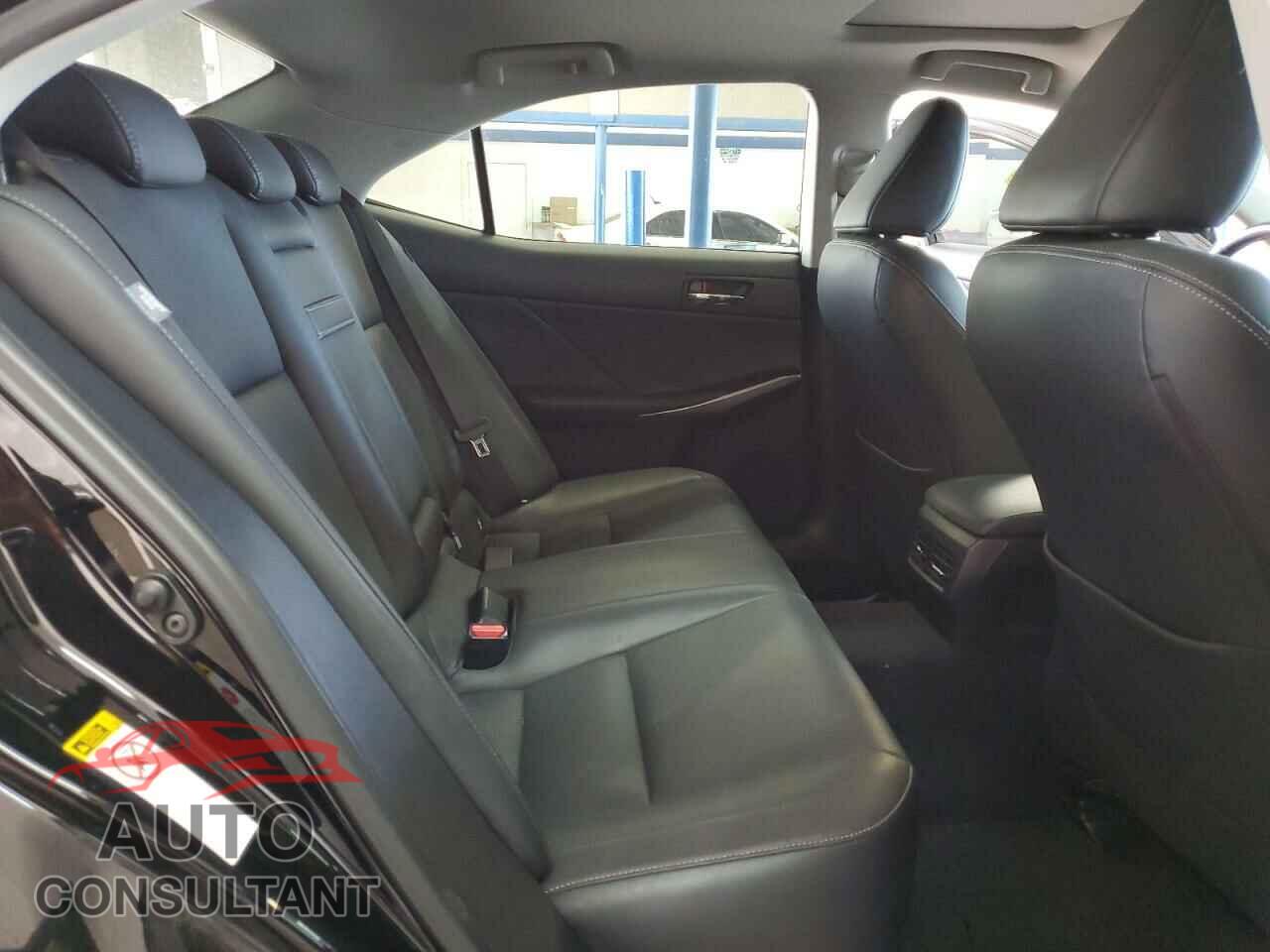 LEXUS IS 2016 - JTHBA1D28G5003991