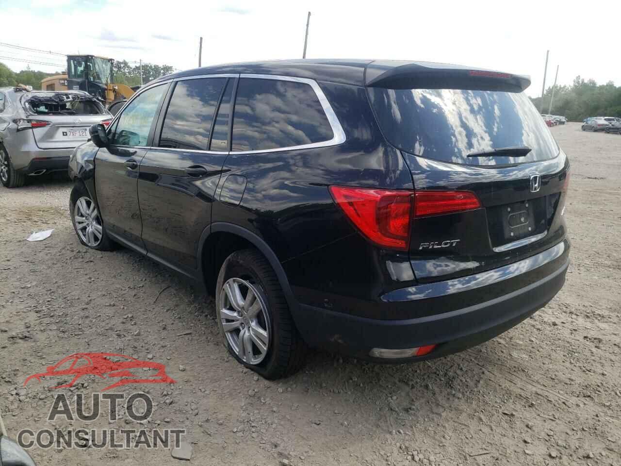 HONDA PILOT 2017 - 5FNYF6H15HB041660