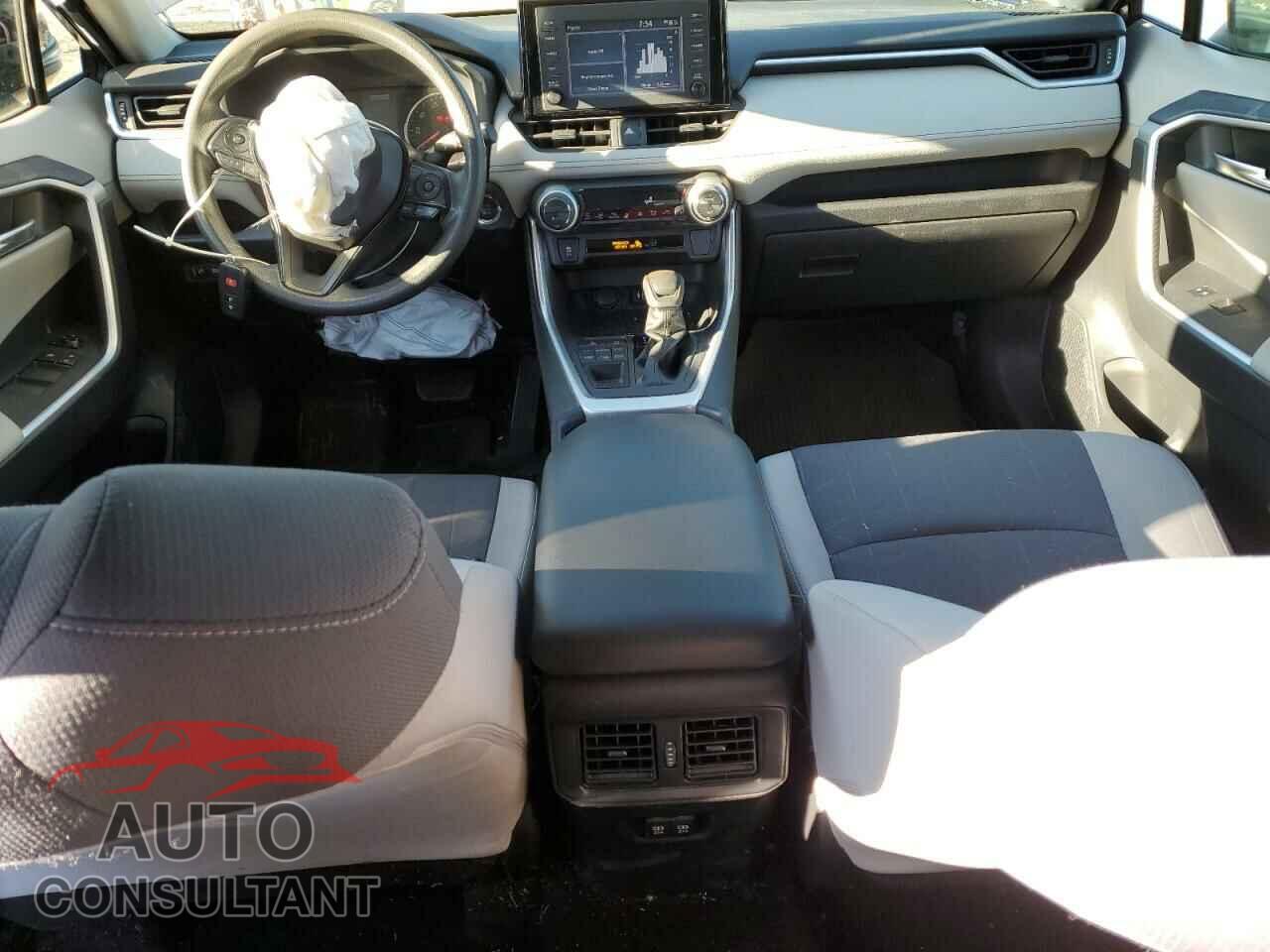 TOYOTA RAV4 2019 - JTMP1RFV7KD508805