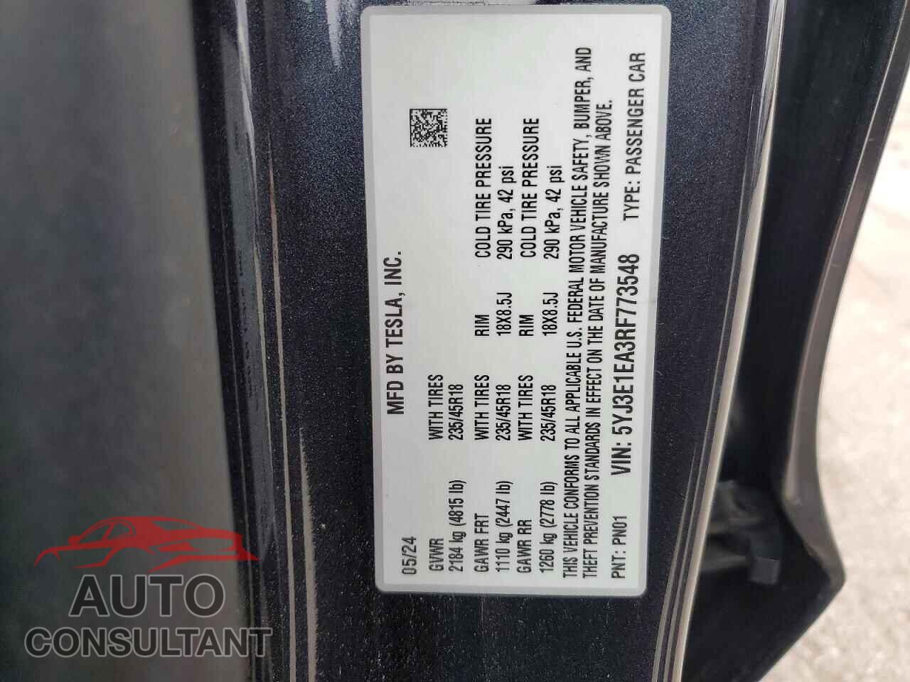 TESLA MODEL 3 2024 - 5YJ3E1EA3RF773548