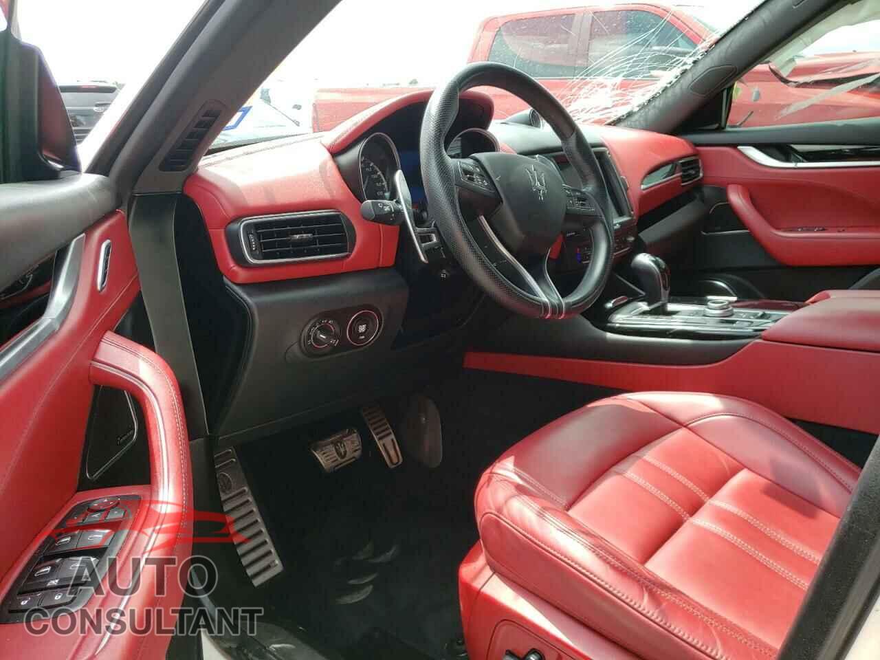 MASERATI ALL MODELS 2018 - ZN661XUS3JX259570