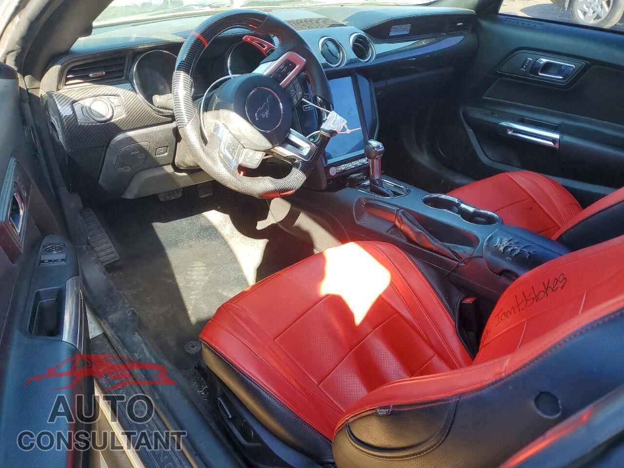 FORD MUSTANG 2015 - 1FA6P8CF0F5424106