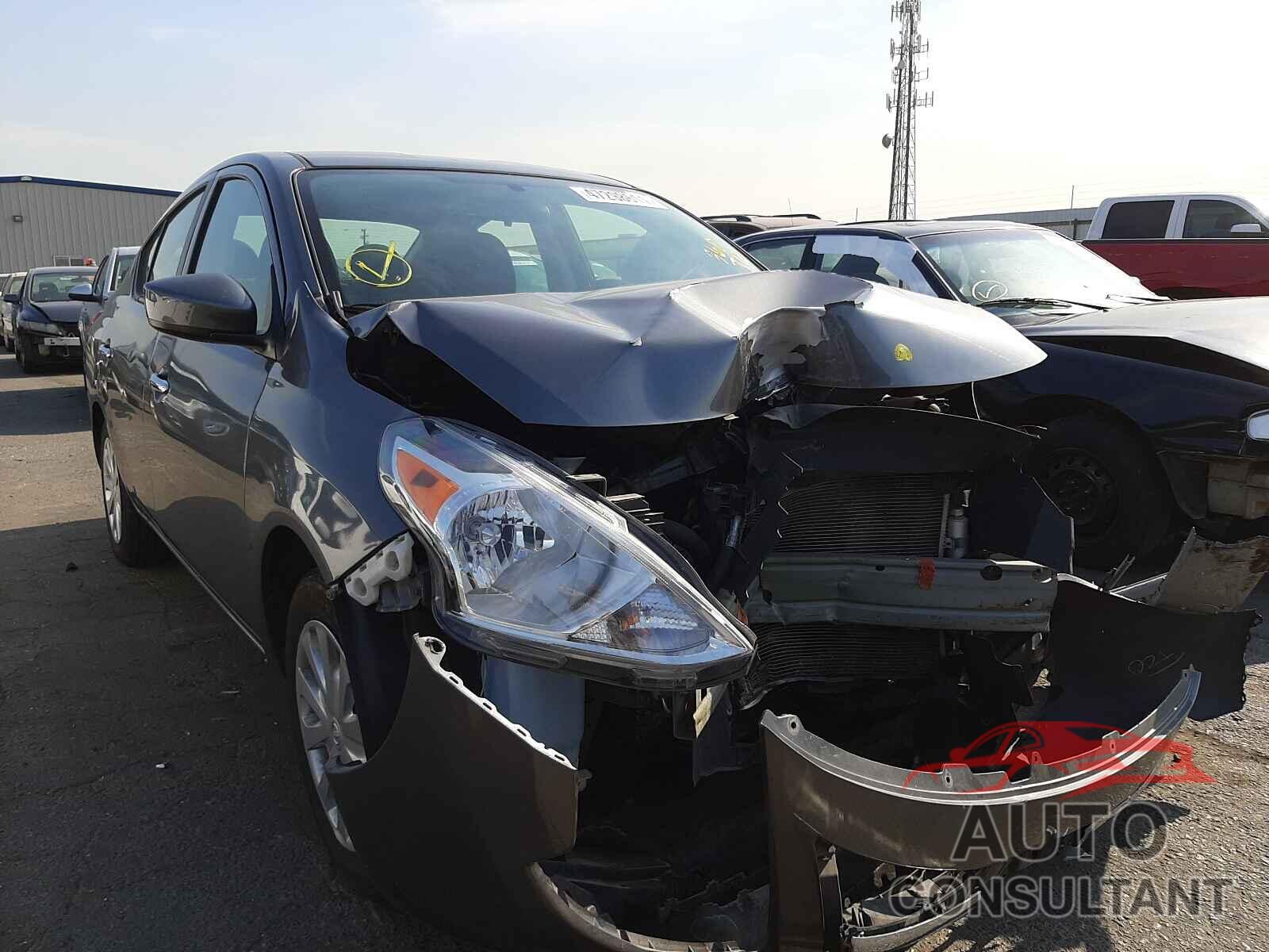 NISSAN VERSA 2019 - 3N1CN7AP0KL878720