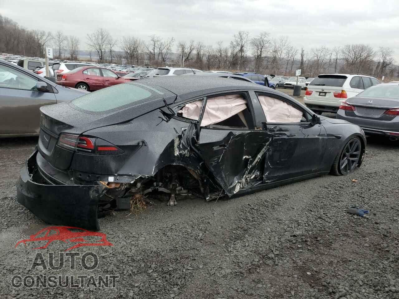 TESLA MODEL S 2022 - 5YJSA1E5XNF490116