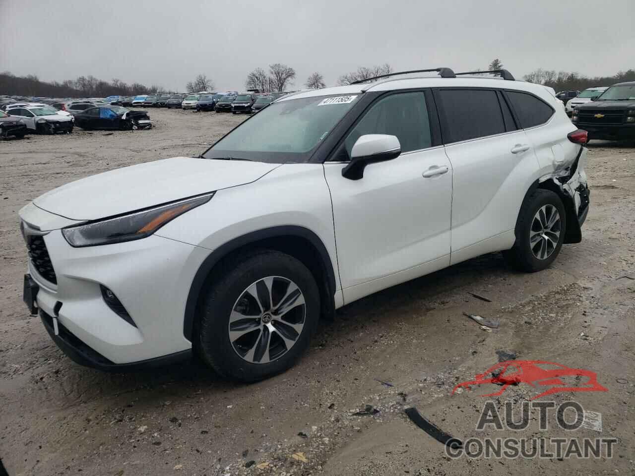 TOYOTA HIGHLANDER 2022 - 5TDGZRBHXNS579496