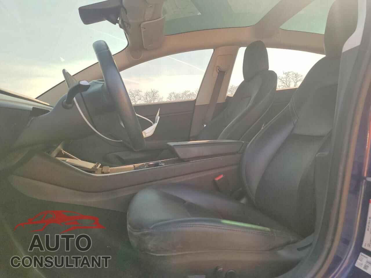 TESLA MODEL 3 2018 - 5YJ3E1EB3JF064759