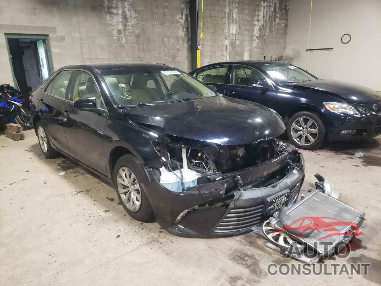 TOYOTA CAMRY 2016 - 4T4BF1FK1GR520699