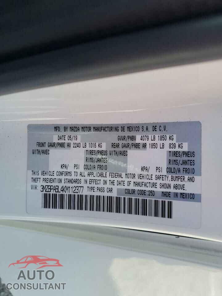 MAZDA 3 2019 - 3MZBPABL4KM112377