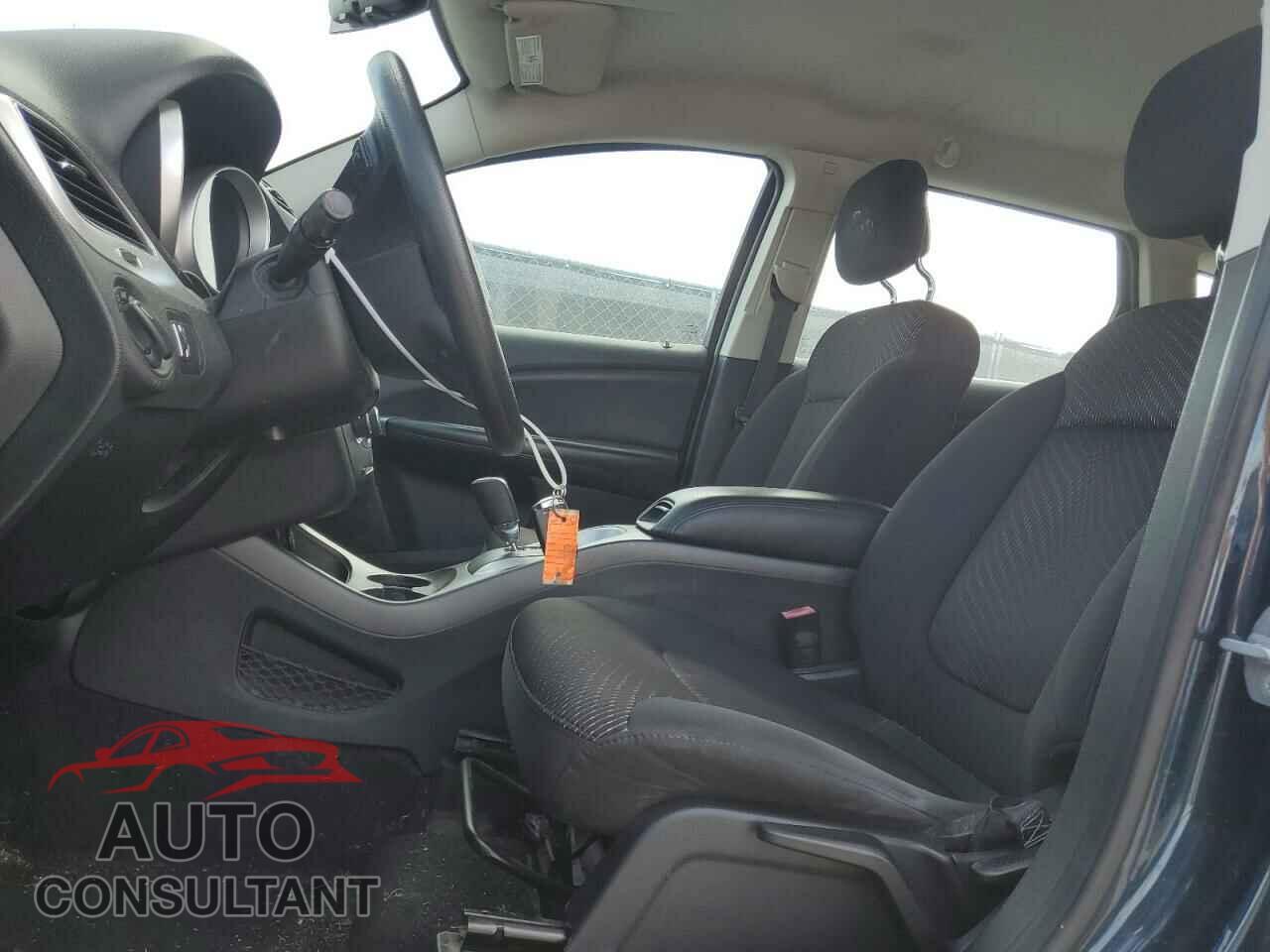DODGE JOURNEY 2015 - 3C4PDCAB1FT592590