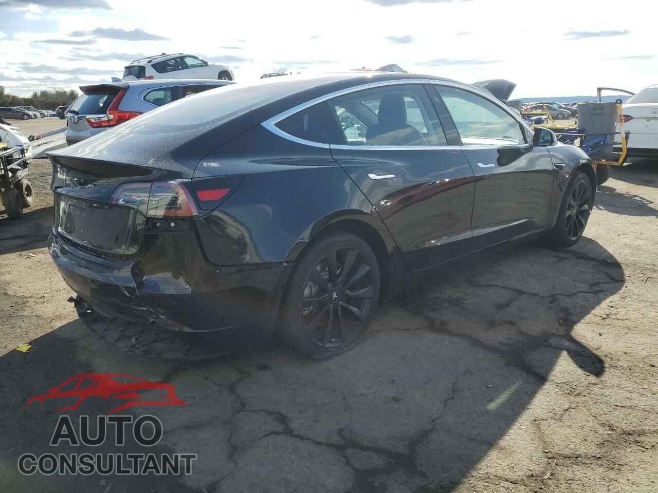 TESLA MODEL 3 2018 - 5YJ3E1EA5JF046805