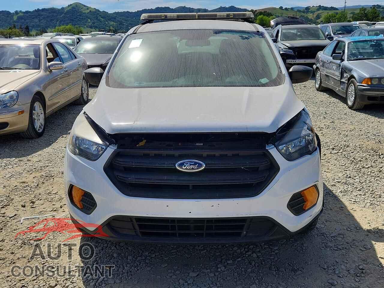 FORD ESCAPE 2018 - 1FMCU0F73JUC09065