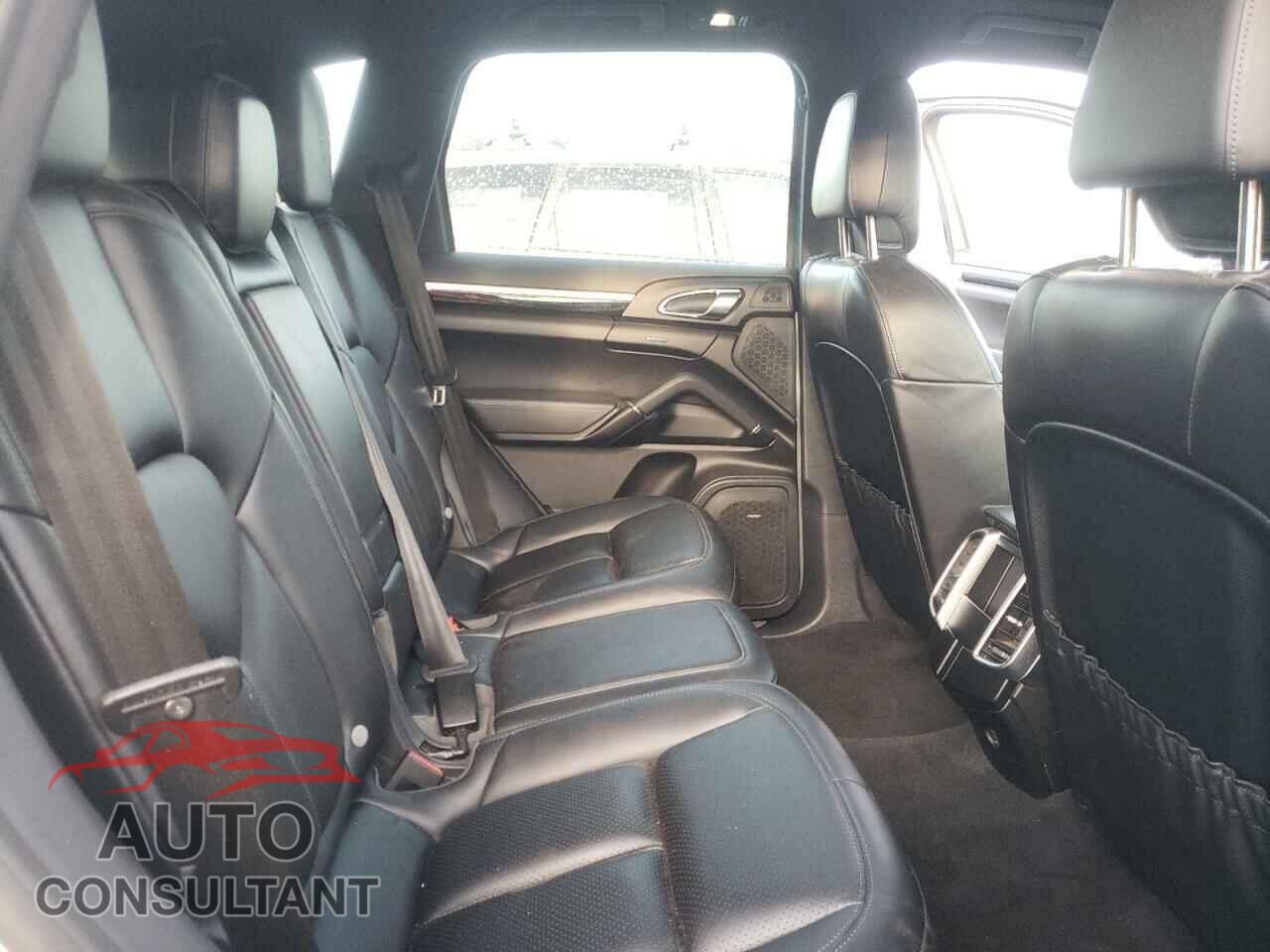 PORSCHE CAYENNE 2017 - WP1AE2A2XHLA71765