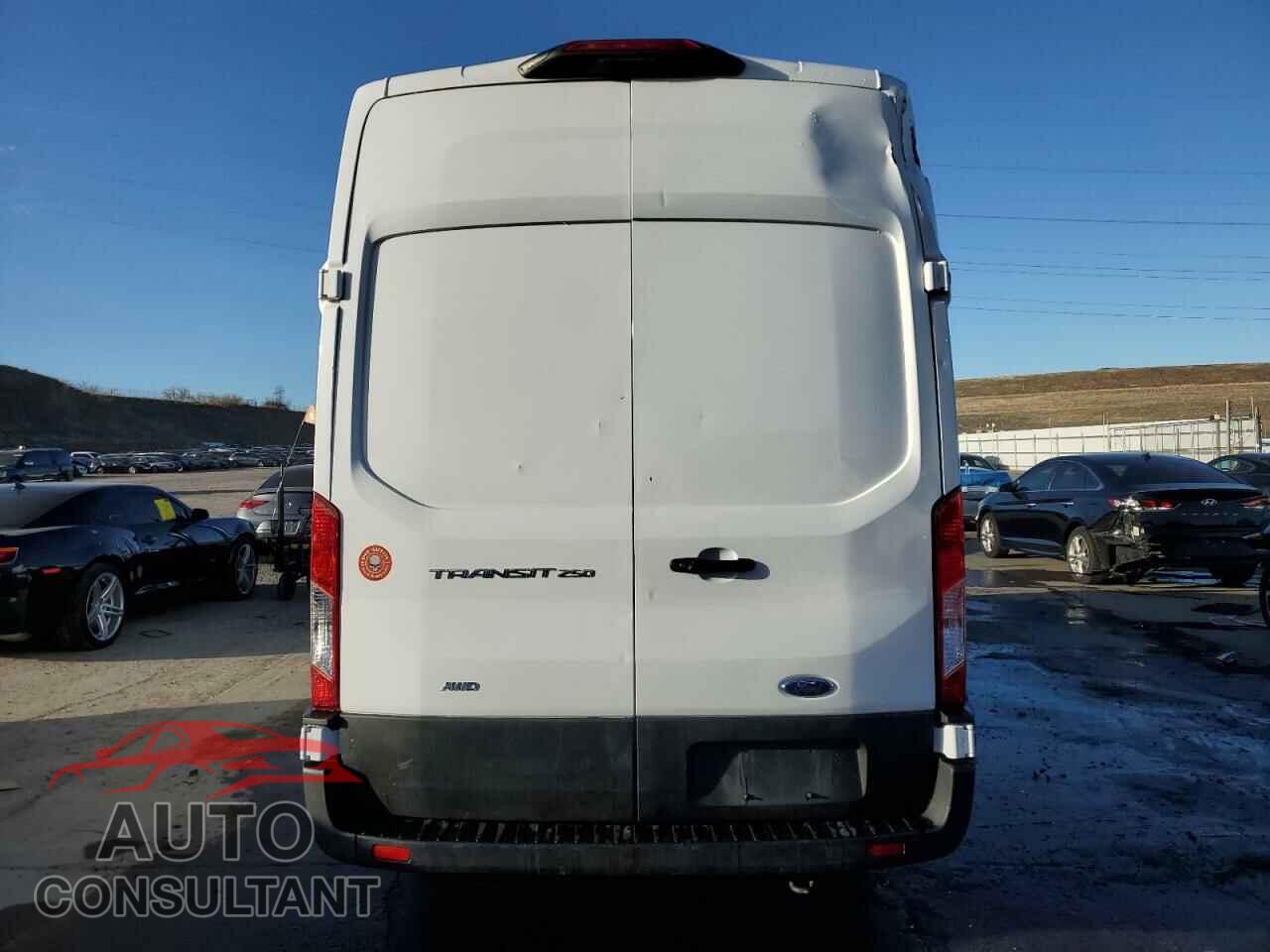 FORD TRANSIT 2022 - 1FTBR3U86NKA65026