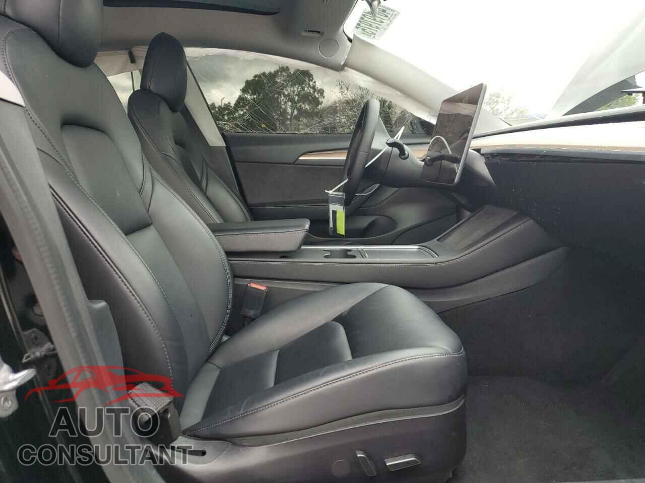 TESLA MODEL 3 2021 - 5YJ3E1EC0MF075439