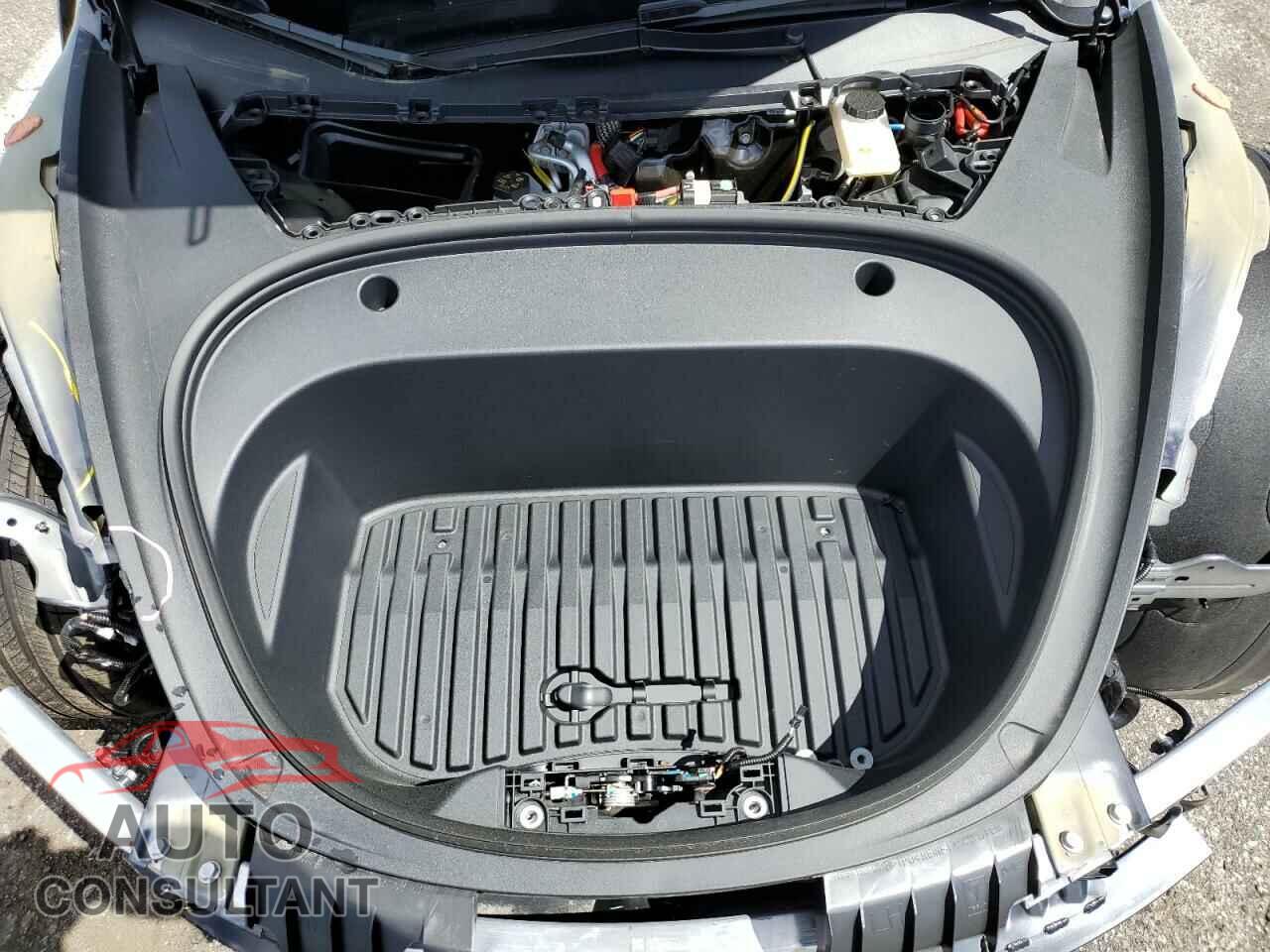 TESLA MODEL 3 2023 - 5YJ3E1EAXPF686078