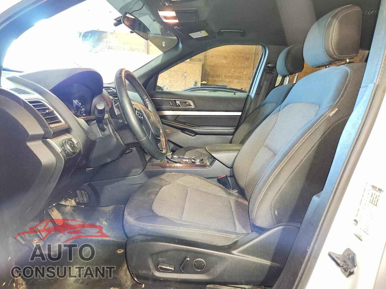FORD EXPLORER 2017 - 1FM5K8D88HGC81865
