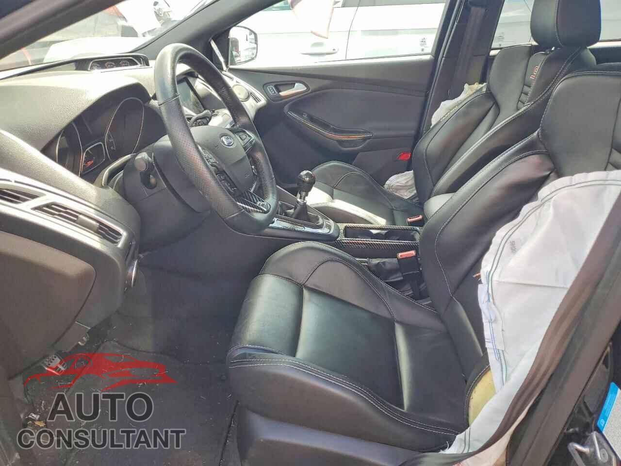 FORD FOCUS 2016 - 1FADP3L97GL382759