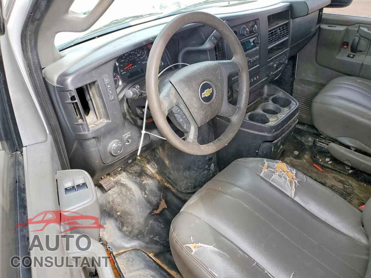 CHEVROLET EXPRESS 2018 - 1GCZGHFG2J1340896